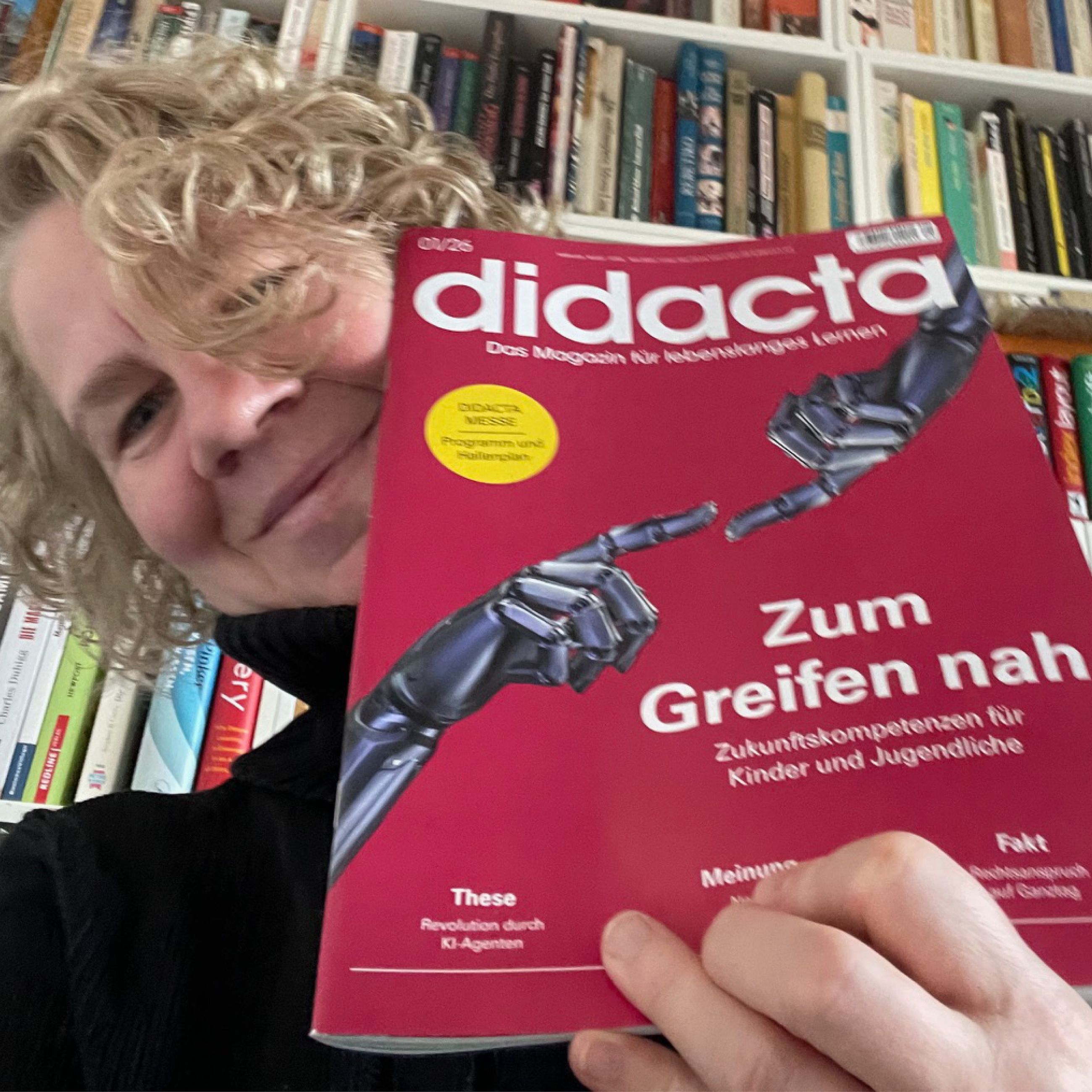 Foto mit dem Didacta Magazin, Ausgabe 01/26